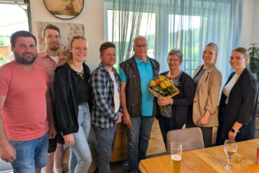Maibaumaufstellen in Struden – Ein Fest der Tradition und Gemeinschaft